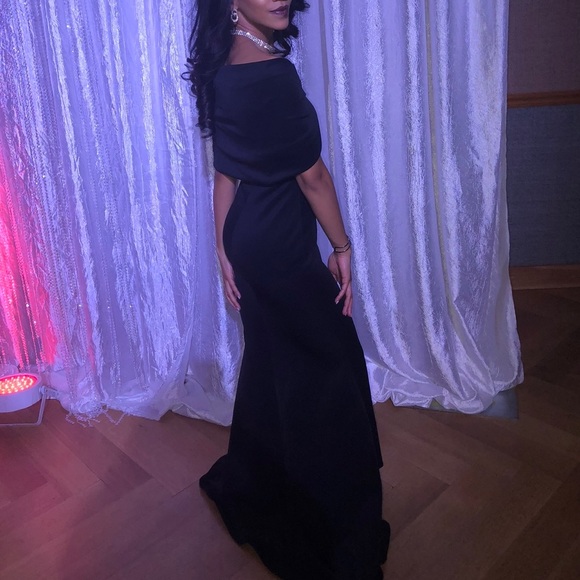 Club L Bardot Bow Detail Scuba Fishtail Red Carpet Dress - Picture 2 of 3